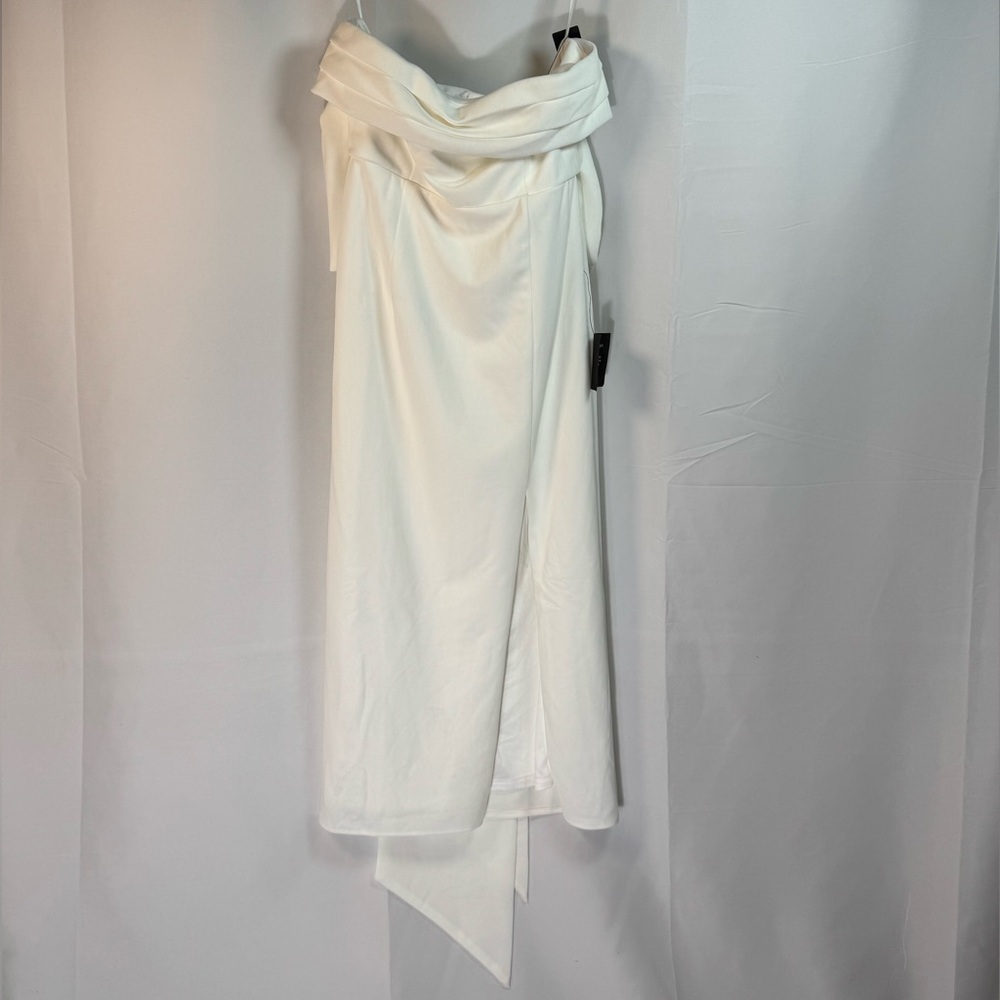 Lulu's Strapless White Dress